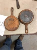 2 Wagner Cast Iron Fry Pans