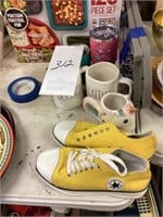 Cups, thermos, sneakers