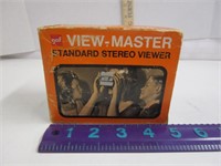 VINTAGE VIEW MASTER WITH REELS