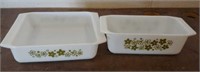 (2) Vintage Pyrex Dishes