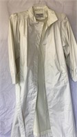 F7)  Lovely white rain coat. Size 7/8 by