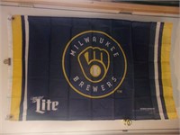 New Milwaukee Brewer Flag