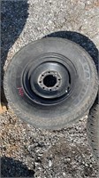 Nokian 265/76R16 tire w/ rim