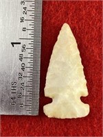 Cahokia    Indian Artifact Arrowhead