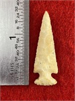 Extremely Fine Arrow Point    Indian Artifact Arro