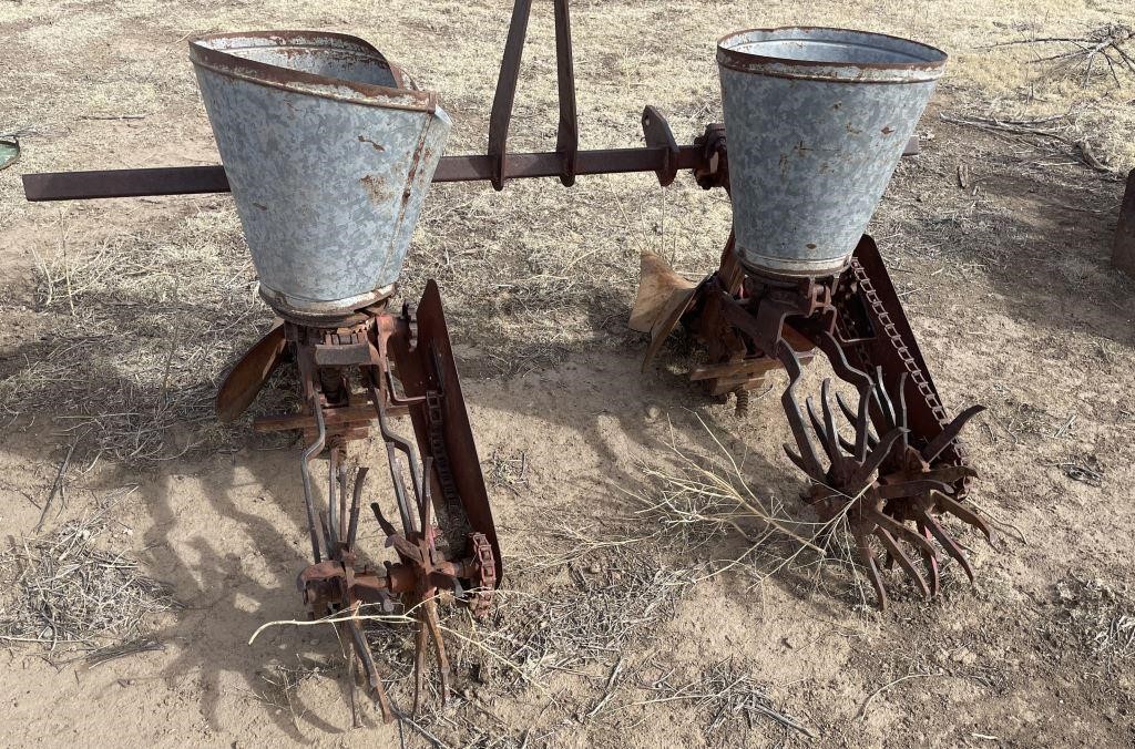 Vintage Tractor and Farm Equipment Online Auction
