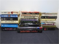 Lot of Suspence Novels. Stephen King Danielle