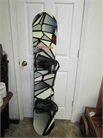 Black & White Five Forty Snowboard