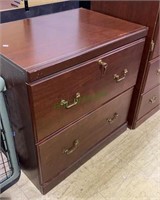 Sauder wooden filing cabinet with key in used