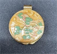 Cloisonne like pendant with lip make up.(1700)
