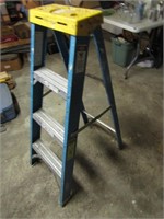 4 ft stepladder