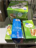 10 boxes of sandwich bags