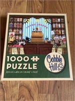 F5) 1000 piece puzzle. Candy shoppe theme. New!