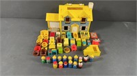 Vtg Fisher Price Family Play House Playset
