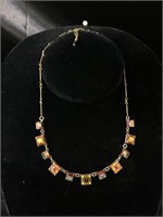 JEWELRY / ANTIQUE BRASS FINISH NECKLACE