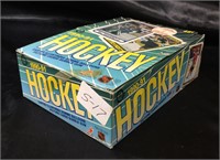 HOCKEY PICTURE CARDS & BUBBLE GUM / 1990-1991
