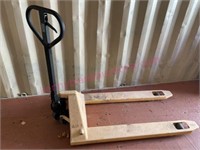 Pallet Jack (can't get it to pump up)