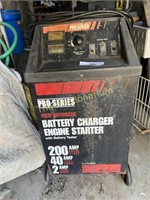 Pro-Series Battery Charger/Engine Starter *UNTEST*