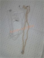 Costume jewelry lot faux pearls