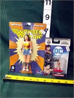 Wonder Woman Bendable & Die Cast Wonder Woman