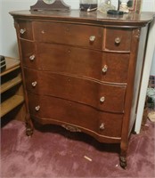 CHEST OF DRAWERS - SHOWS WEAR -