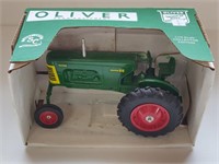 OLIVER SUPER 88 COLLECTOR EDITION TRACTOR