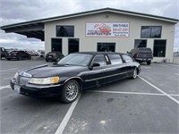 2000 Lincoln Town Car Limo