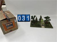 #911 LIONEL ILLUMINATED ESTATE W/ BOX