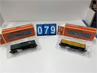 REEFER CARS - LIONEL W/ BOXES