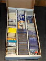 BOX OF MIXED SPORTS CARDS