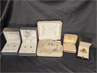 GOLD & STERLING SILVER JEWELRY LOT