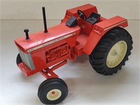 ALLIS CHALMERS D 21 TRACTOR