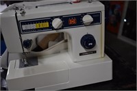 Domestic Sewing Machine w/Cover and Manual