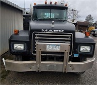 1998 Mack RD688-Titled-OFFSITE