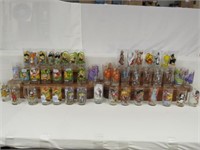 50 CHARACTER GLASSES & BOX OF COLLECTIBLES: