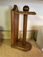 Wooden paper towel holder