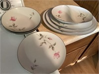 Stylehome China plates and servingware