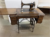 Minnesota sewing machine with carved drawers p