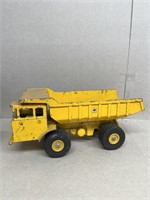 International toy truck