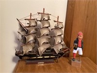 Model Ship and pirate