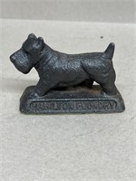 Hamilton foundry cast iron dog