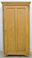 Antique Wardrobe w Key