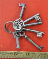 Vintage keys