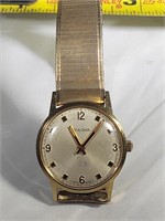Vintage Bulova n6 gold-plated wrist watch,