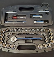 Husky Tool Kit in Case