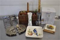 Kitchen items, vases lot, see pics