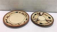 2 Handcrafted Glazed Clay Plates Q16E