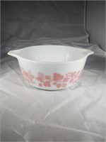 Vintage Pyrex gooseberry pink 6 in mixing bowl