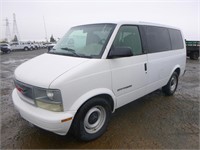 2000 GMC Safari Mini-Van
