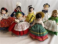 Lot of 7 dolls from around the world